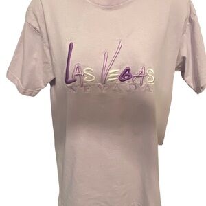 TND Women’s Las Vegas Nevada Graphic T-shirt M Light Purple Dark Purple White.